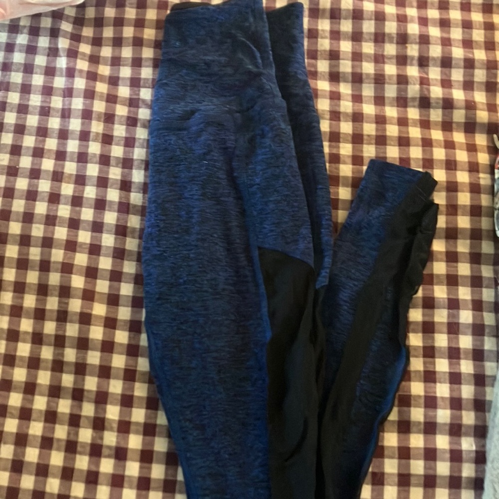 Beyond Yoga Mesh Stripe Leggings